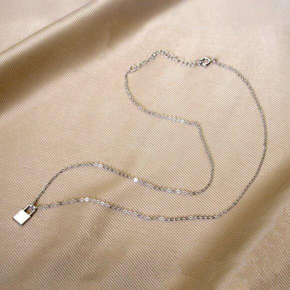 Real Silver Padlock Necklace Tiny Dainty Lock & Key Charm Pendant, Stamped 925 - Picture 4 of 5